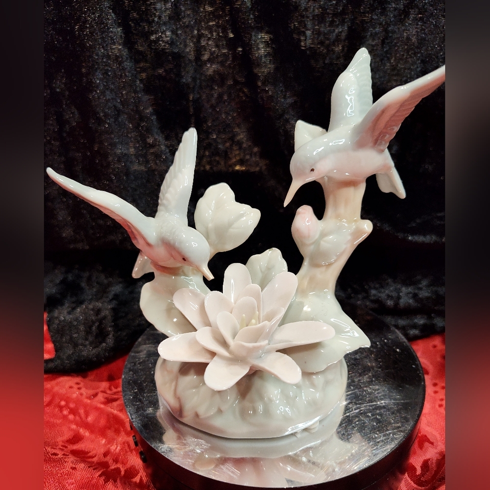 Hummingbirds With Pink Flower Figurine Arnart Royal Carlton 1989